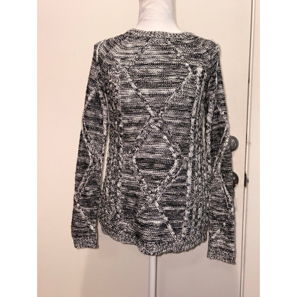 Full Tilt Women’s Sweater NWT from‎ Tilly’s XS slightly oversized